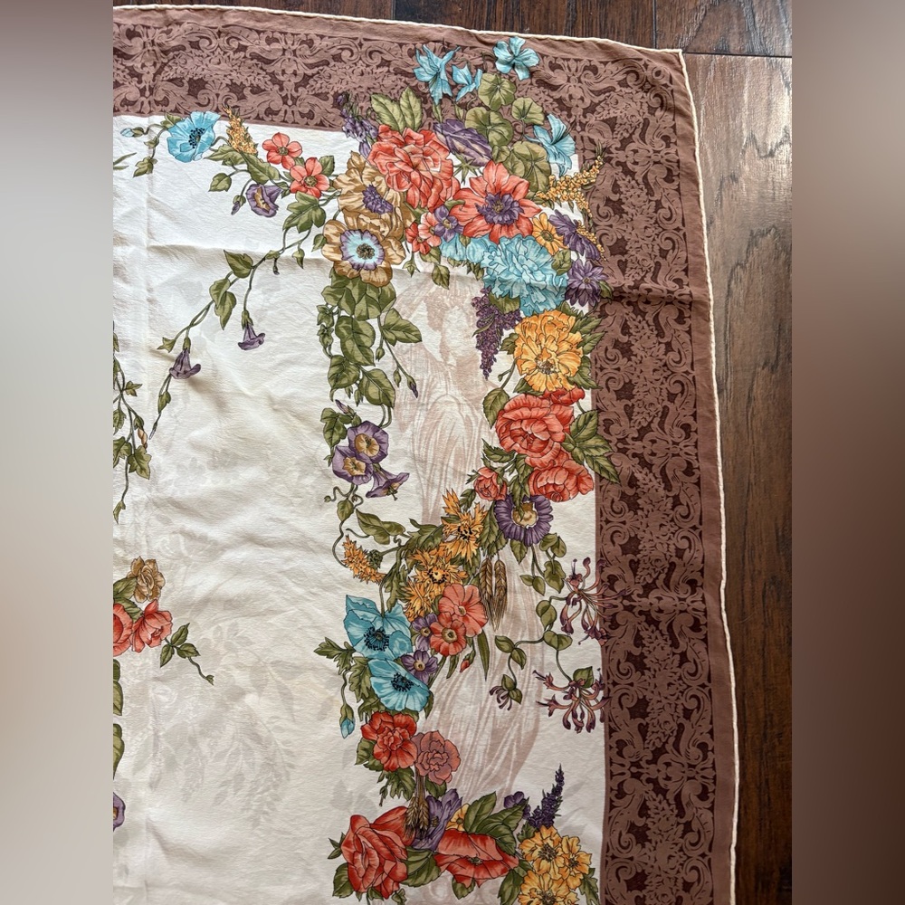CHRISTIAN DIOR Vintage Solk Scarf - Picture 7 of 11